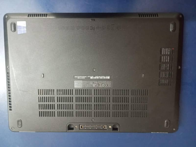Latitude e5470 2
