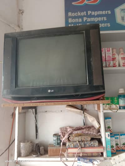 LG tv for sale urgent