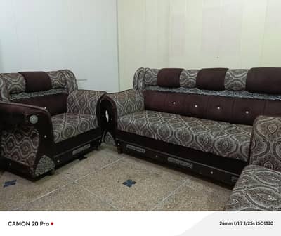Beautiful Sofa Set for Sale