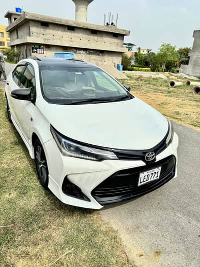 Toyota Altis Grande full option