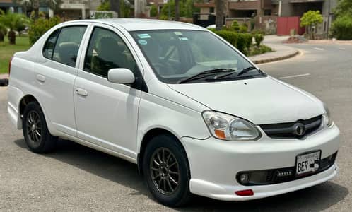 Toyota Platz 2004
