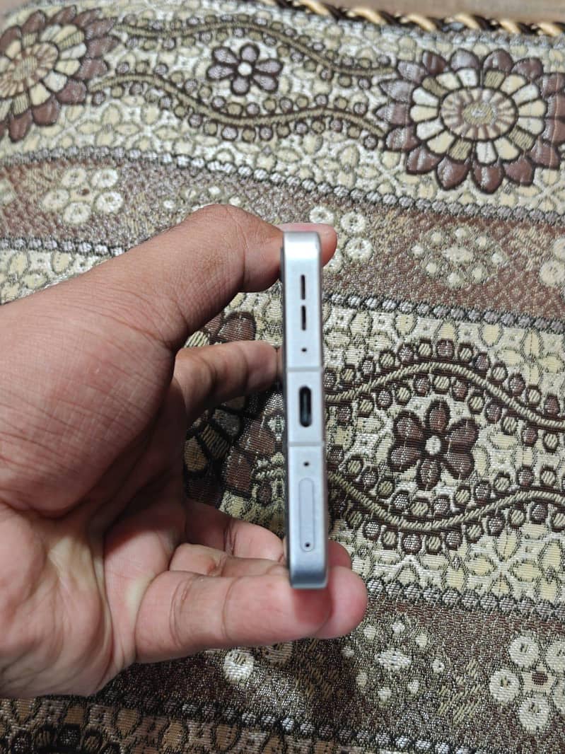 One Plus 13R 3