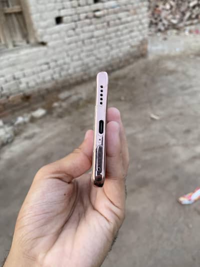 Vivo V40e