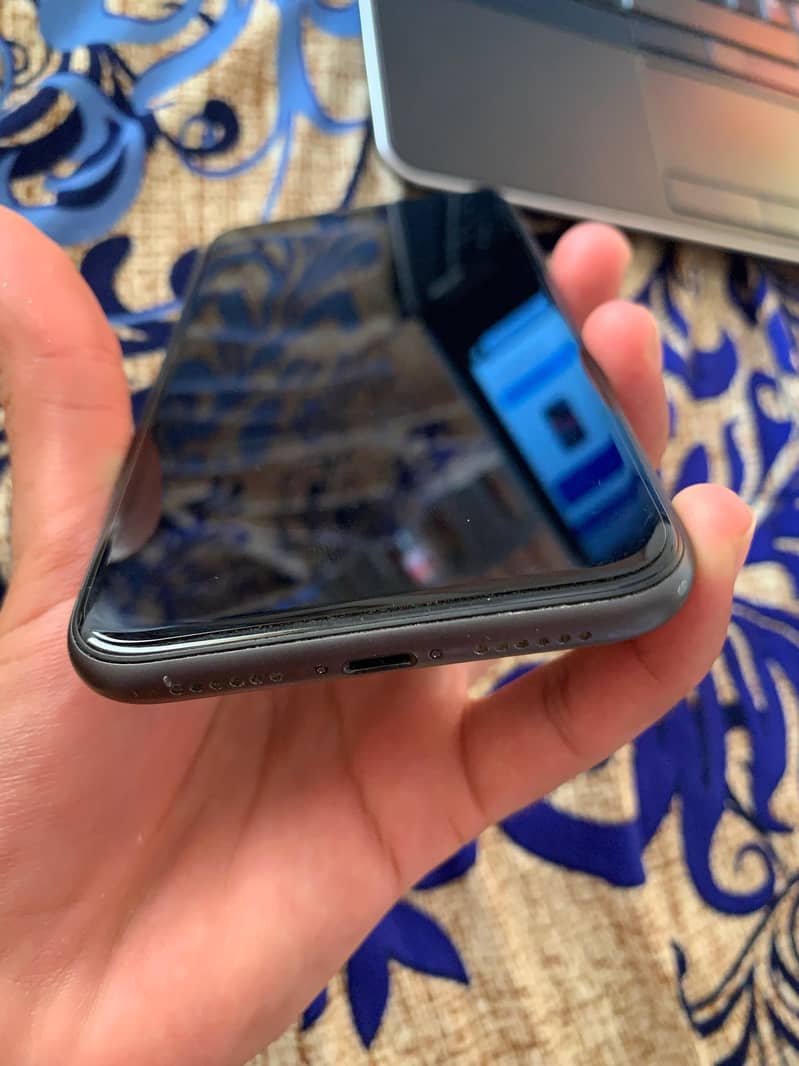 iphone11 jv 1