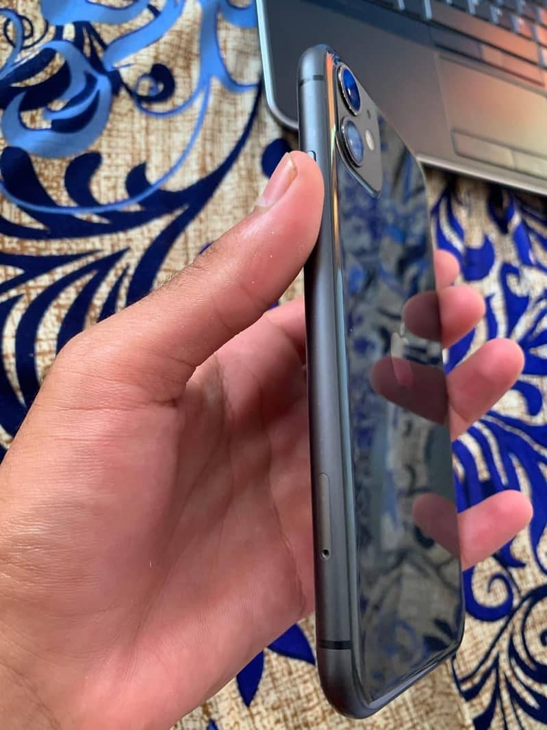 iphone11 jv 3