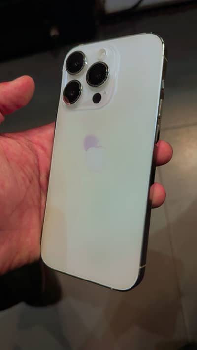 Apple iPhone 14 Pro