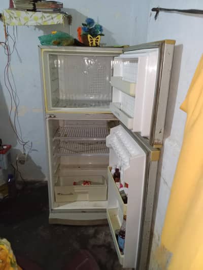 dawlance fridge for sale