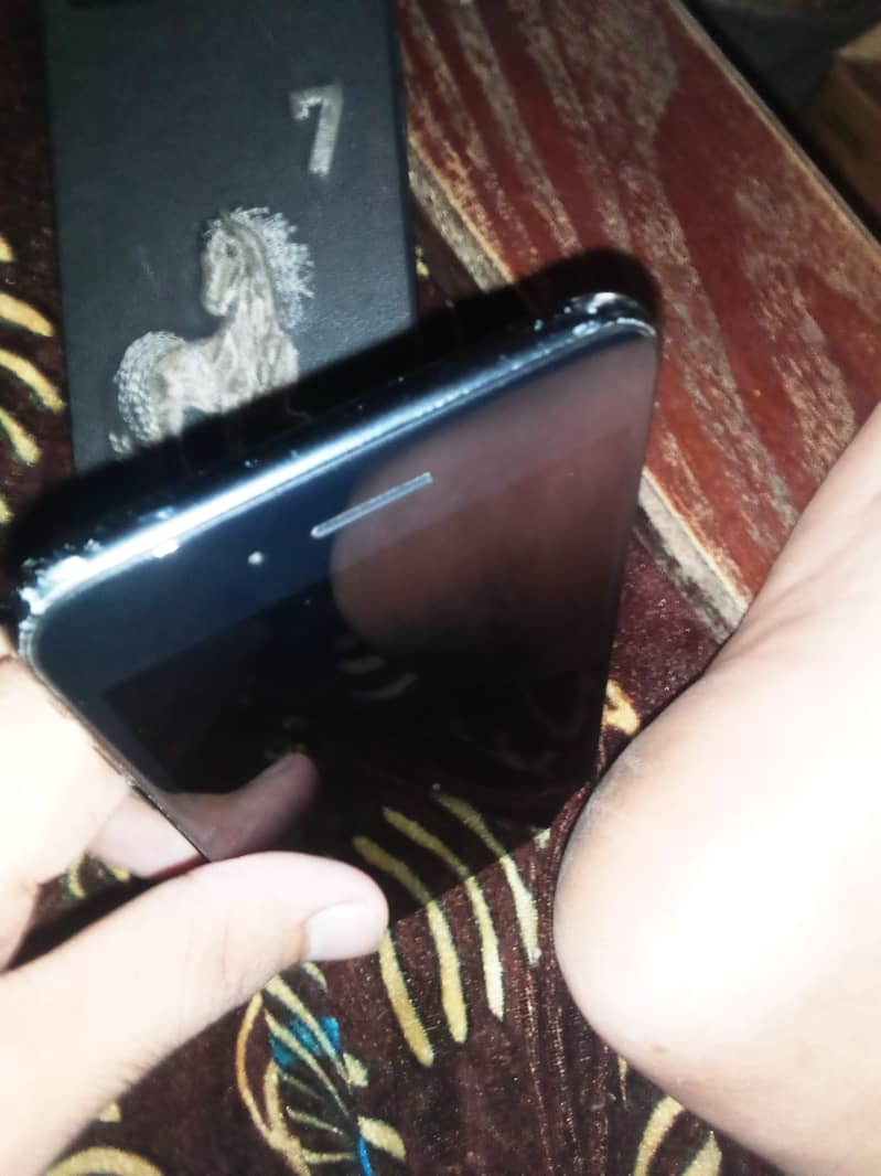Apple iPhone 7 Plus 3