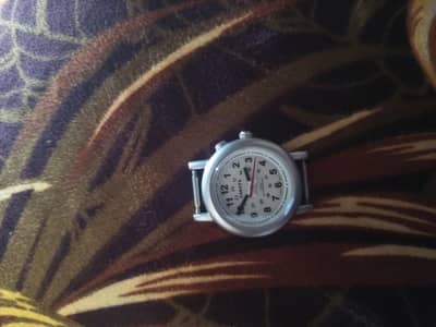 Dakota watch