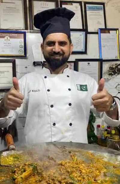 Chefs/Cook For Restaurant
