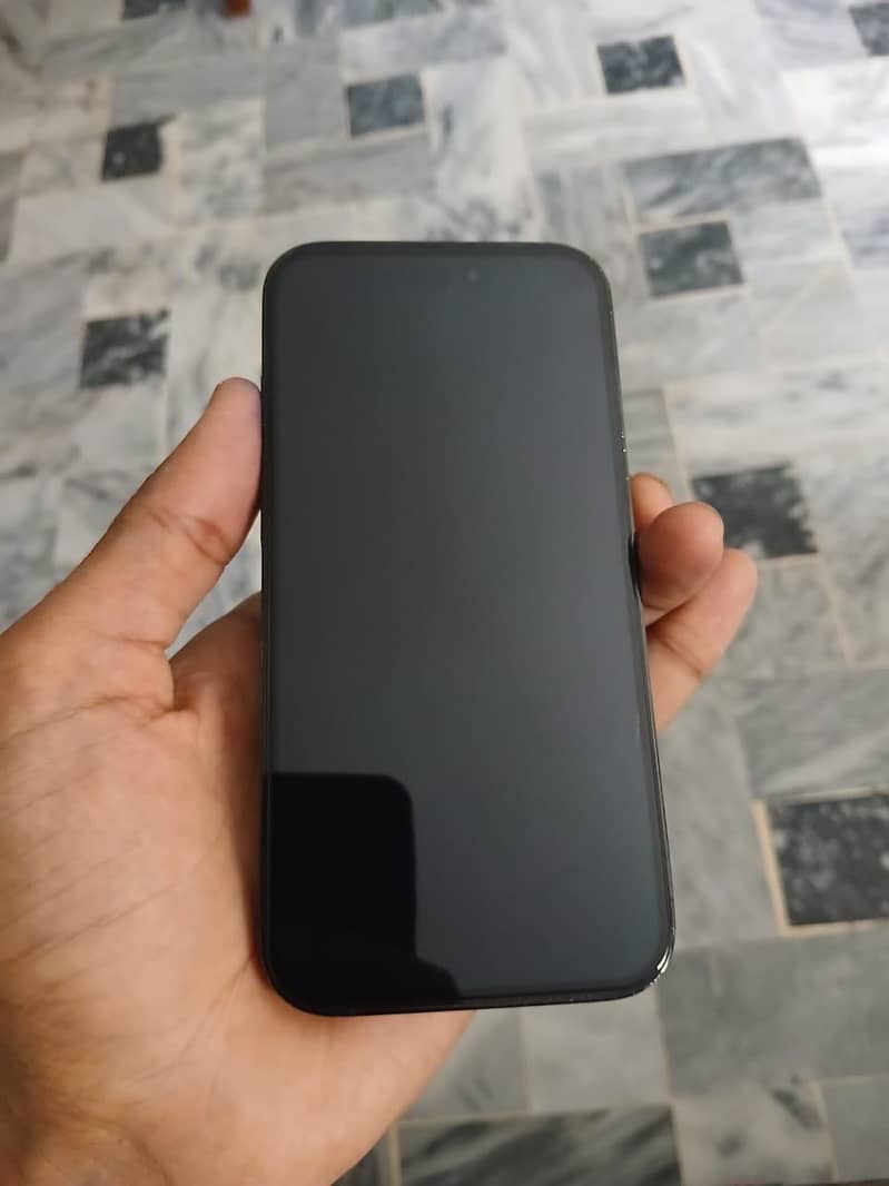 iPhone 14 Pro 2