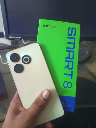 Infinix Smart 8 4/64 with box only