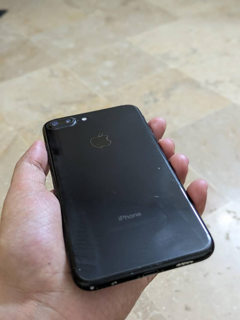 Apple iPhone 7 Plus 7