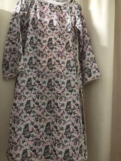 Elegant Pastel Pink Floral Kurti with Delicate Lace Detailing 
