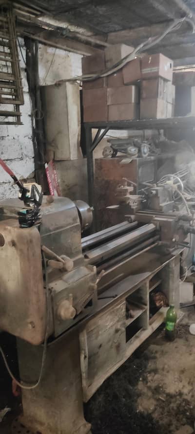 LATHE MACHINE 6.5 FEET WITH 6 HP MOTOR