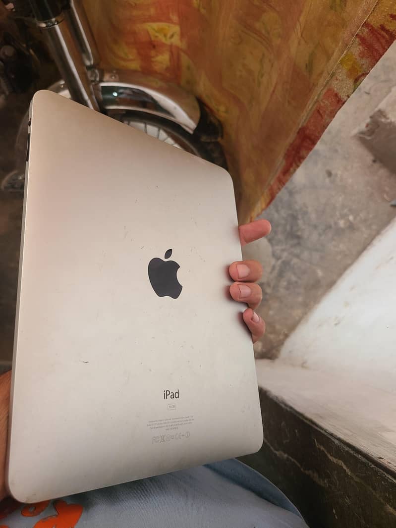 iPhone iPad 1