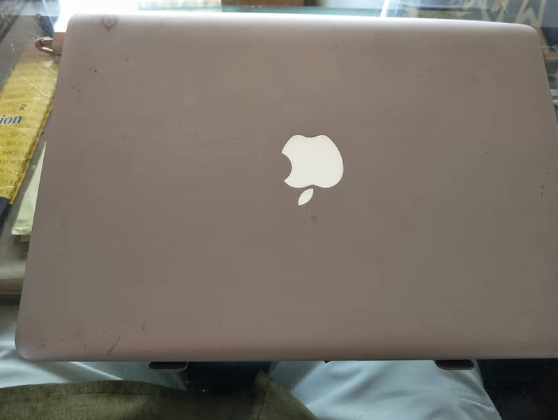 MacBook pro 2011 intel core I7 2