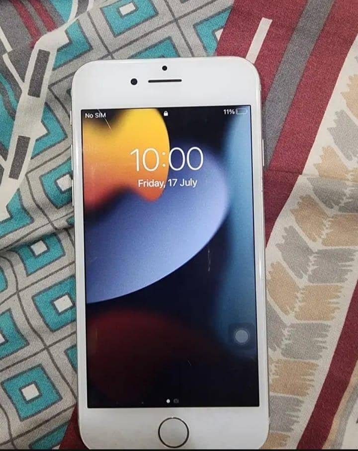 Apple iPhone 7 0