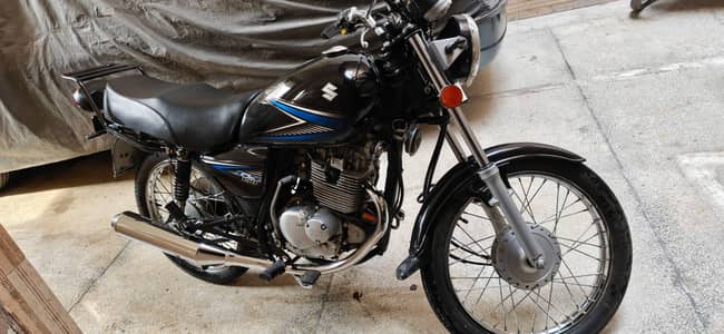 Suzuki GS 150 7000km driven geniune , PPF installed