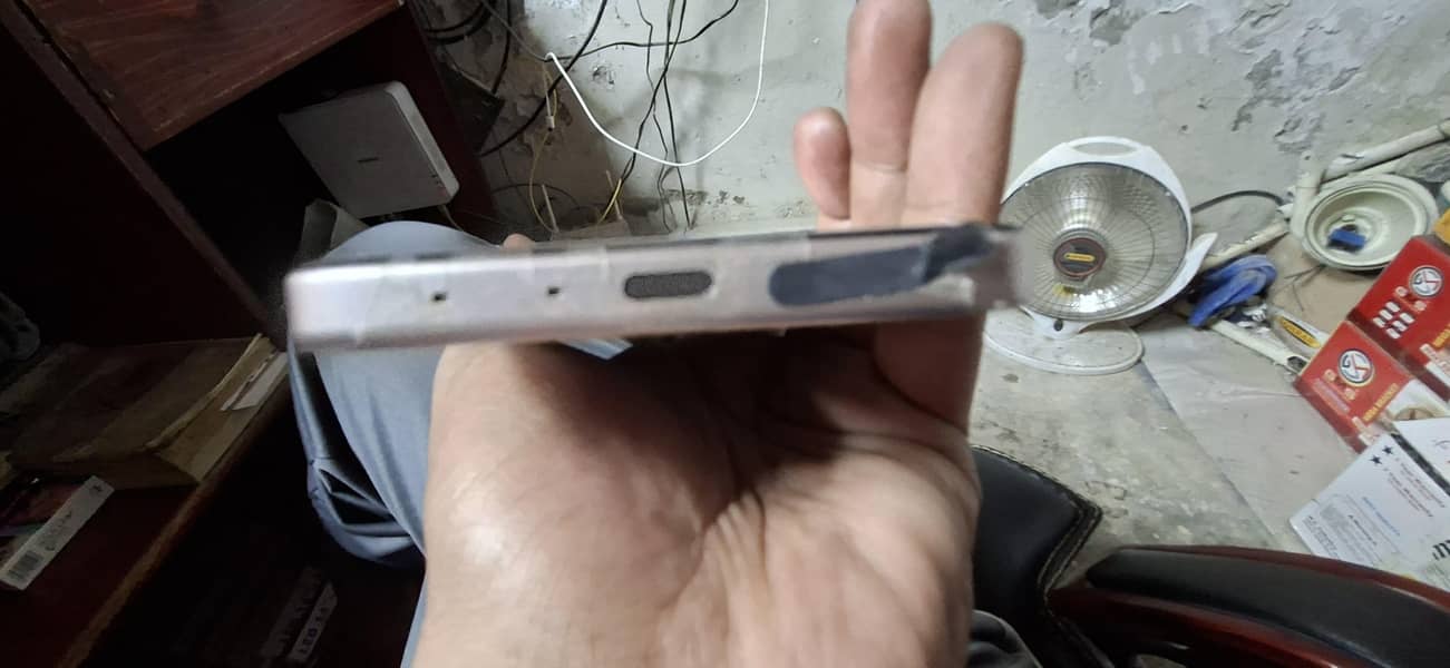 OPPO A6 6