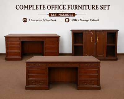 Executive Wooden Office Desk with Drawers – Excellent Condition
