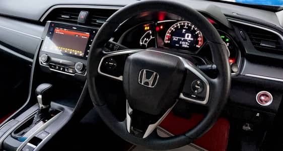 Honda Civic oriel 1.8