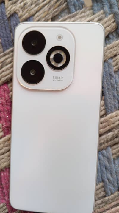 Infinix Smart 8 Pro