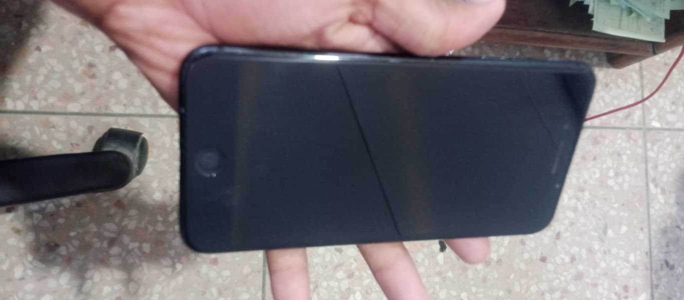 Apple iPhone 7 Plus mdm 0