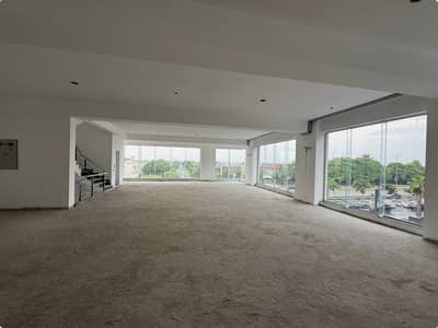10 Marla Commercial Building For Sale Defence Raya Fairways | Location: Defence Raya Fairways, DHA Phase 6, Lahore