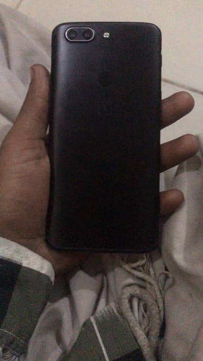 One Plus 5T