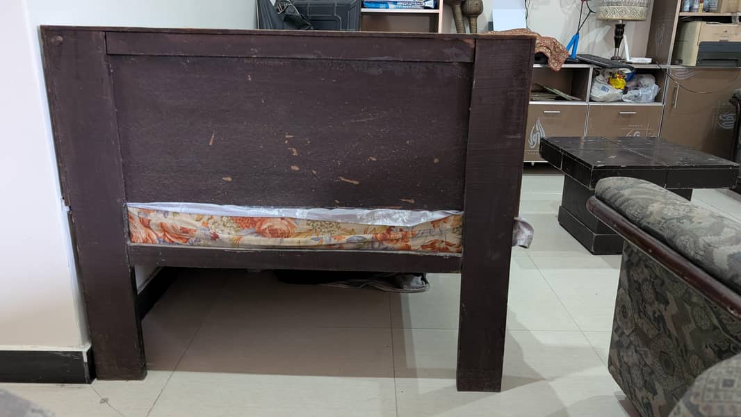 Single bed 3