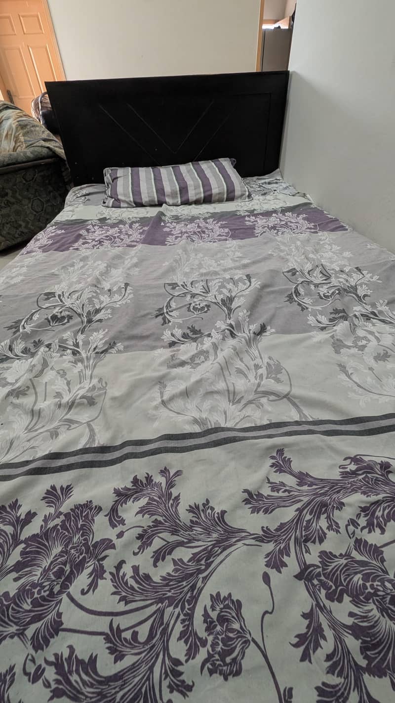 Single bed 4