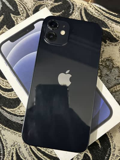 Apple iPhone 12