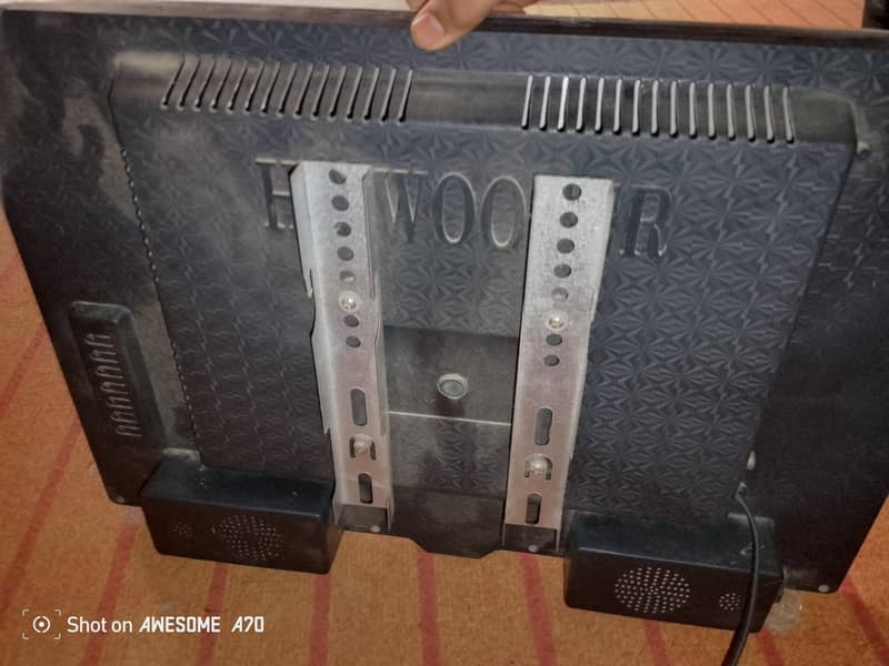 led tv 8