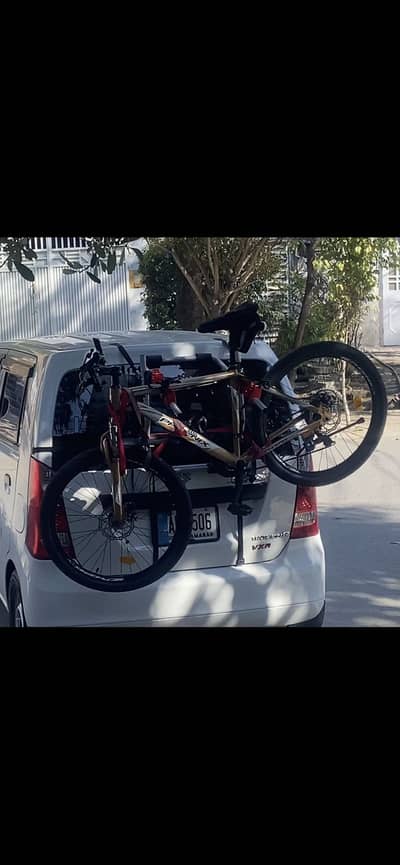 Cycle Hanging Stand on car back