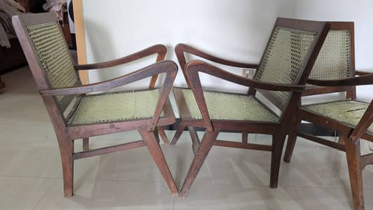 Tali wooden chair