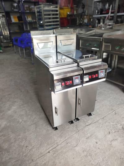 Fryers 10 liter ,16 Liters /24L/16+16 available counter in lahore