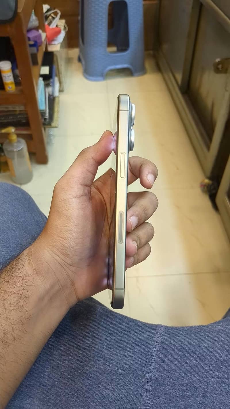 IPHONE 15 PRO MAX 3