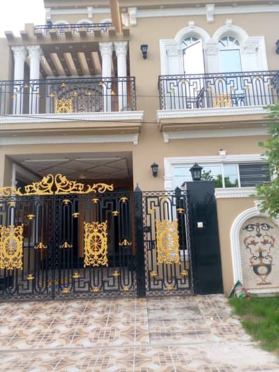 5 Marla Corner House Available For Rent In Park View City Lahore
