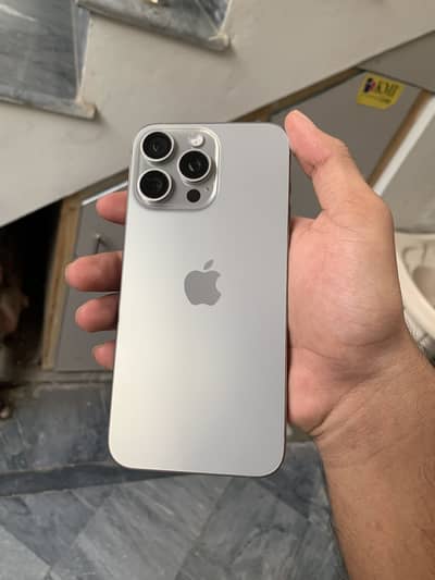 Apple iPhone 15 Pro Max