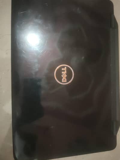 Dell Inspiron 3520