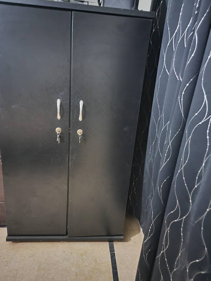 bed set good condition 3