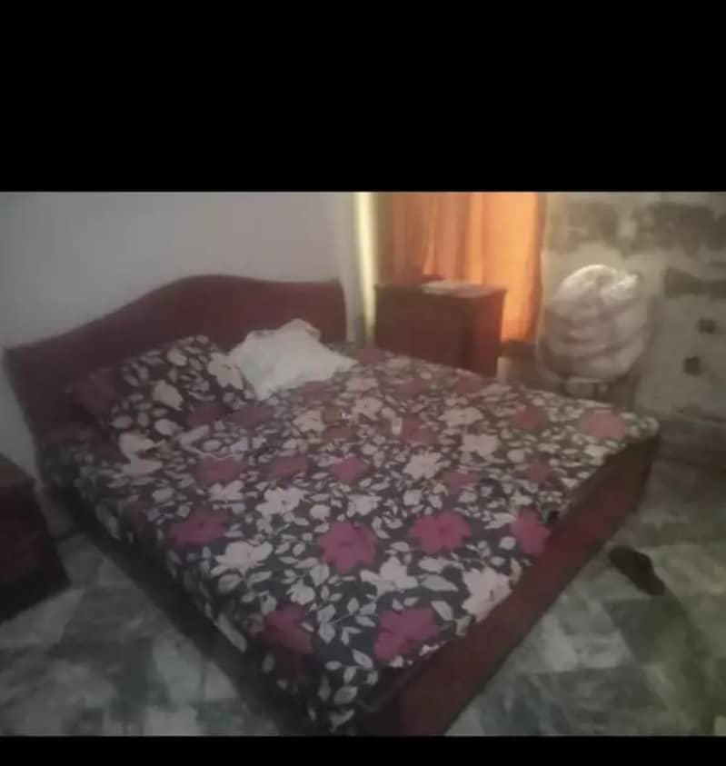 king bed 0