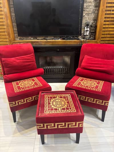 2 velvet chairs with table