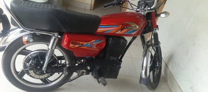 govt officer low milage bike