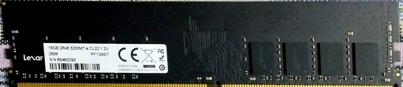 16gb DDR4 desktop ram 3200mhz (almost new)