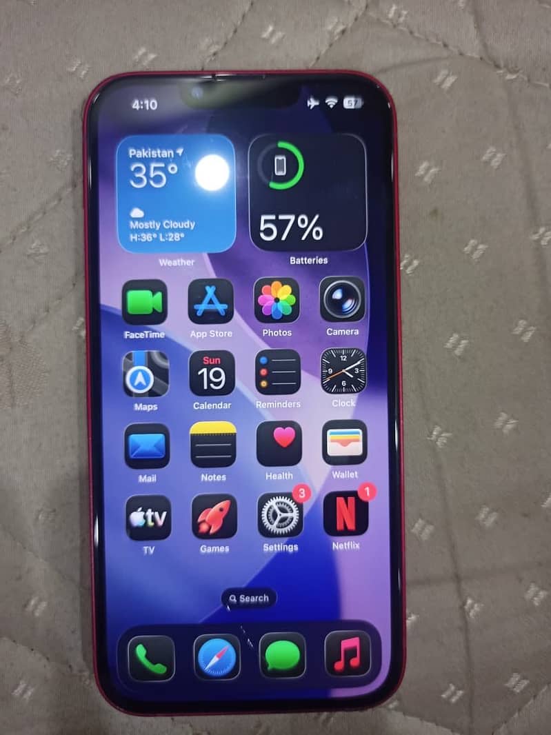 Apple iPhone 13 1