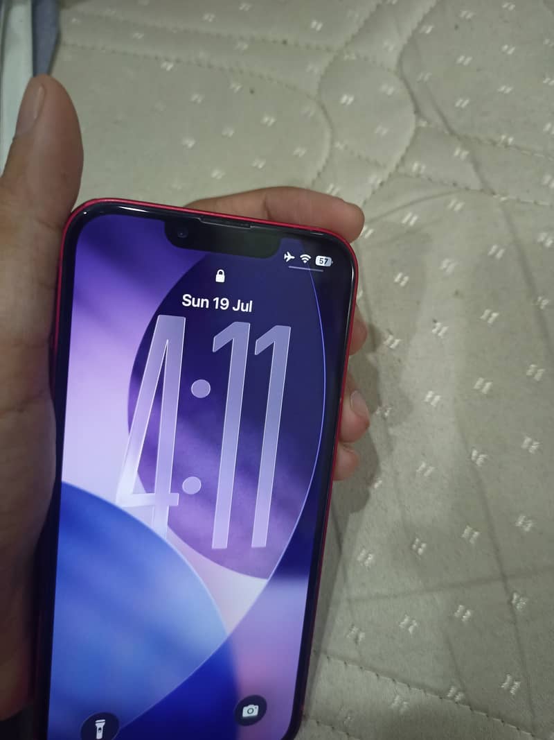 Apple iPhone 13 2