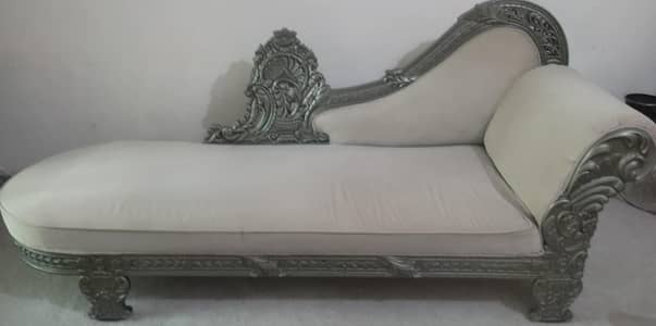 Off-White Coloured Fabric Deewan With Gray Polish On The Sides