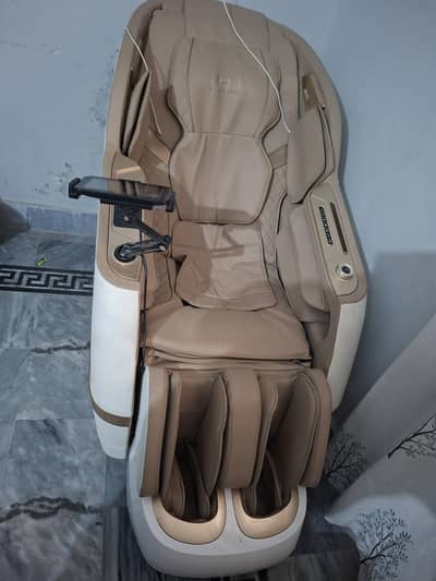 Xero Sapphire Massage Chair